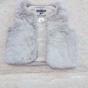 Oshkosh faux fur baby vest in gorgeous gray, size 9 months. Excellent condition!